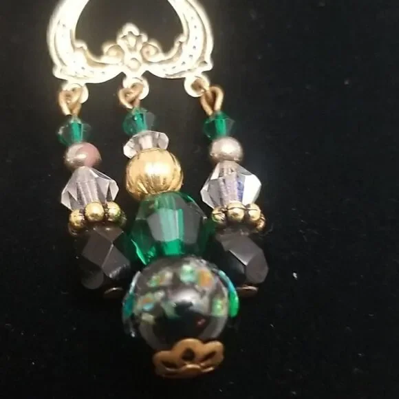 Chandelier Earrings Green 3 Rows Gold Post - Picture 9 of 11